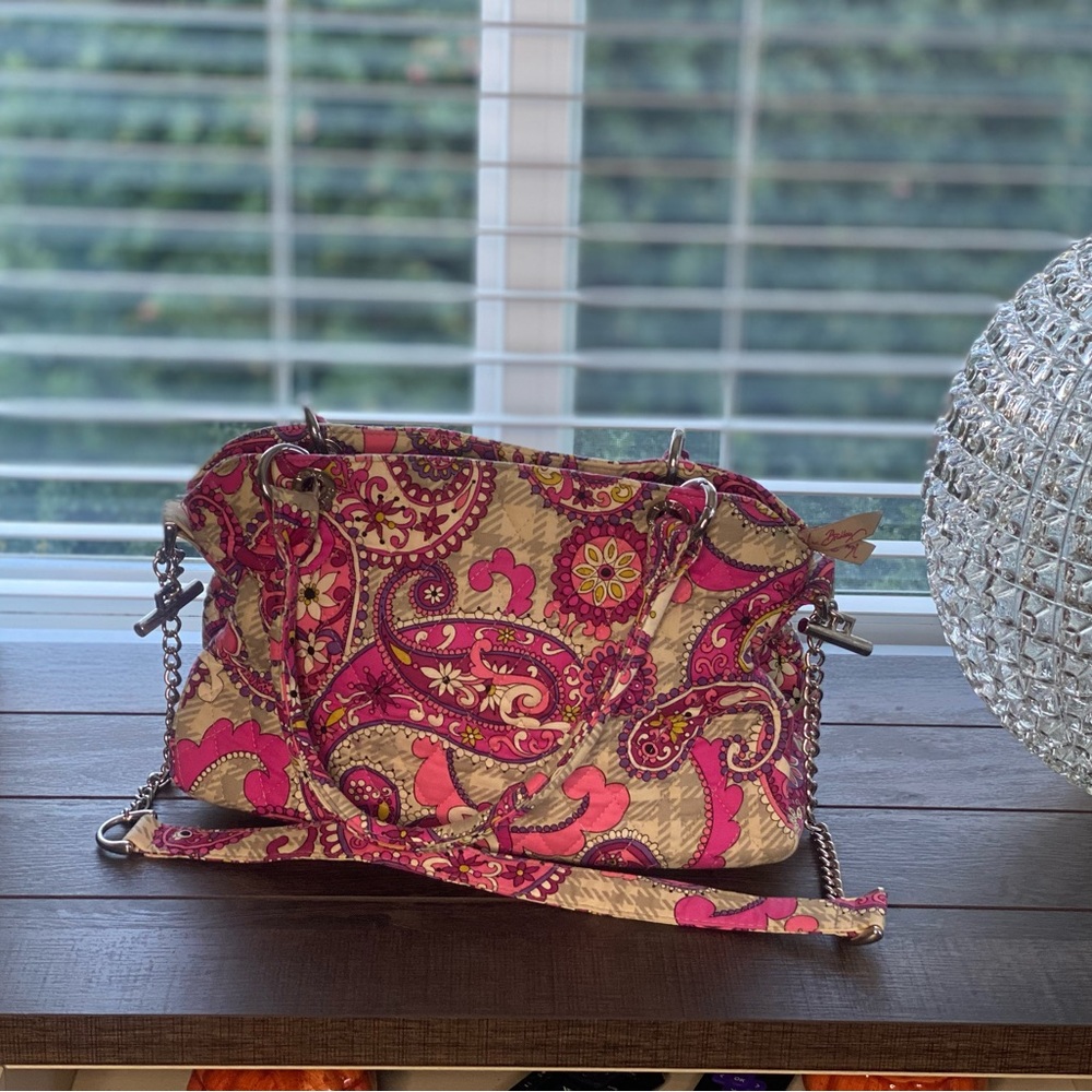 Vera Bradley Paisley Quilted  shoulder Chain Bag Pink - Picture 15 of 16